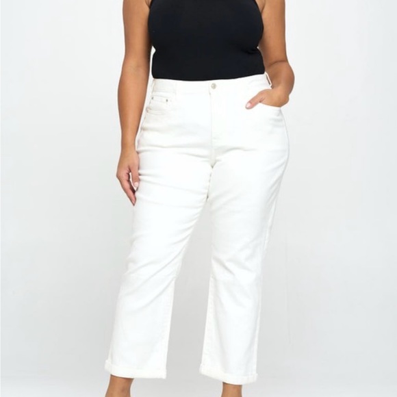 White Jeans - Picture 2 of 13